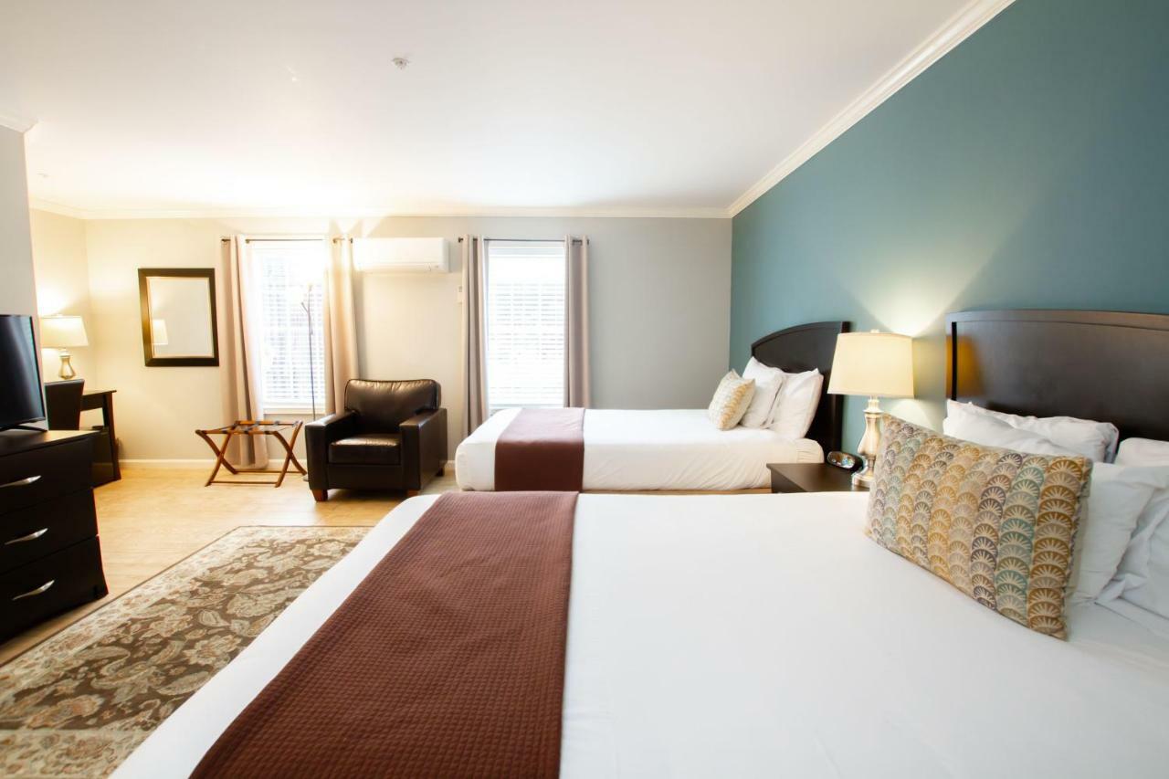 The Dahlonega Square Hotel & Villas Bagian luar foto
