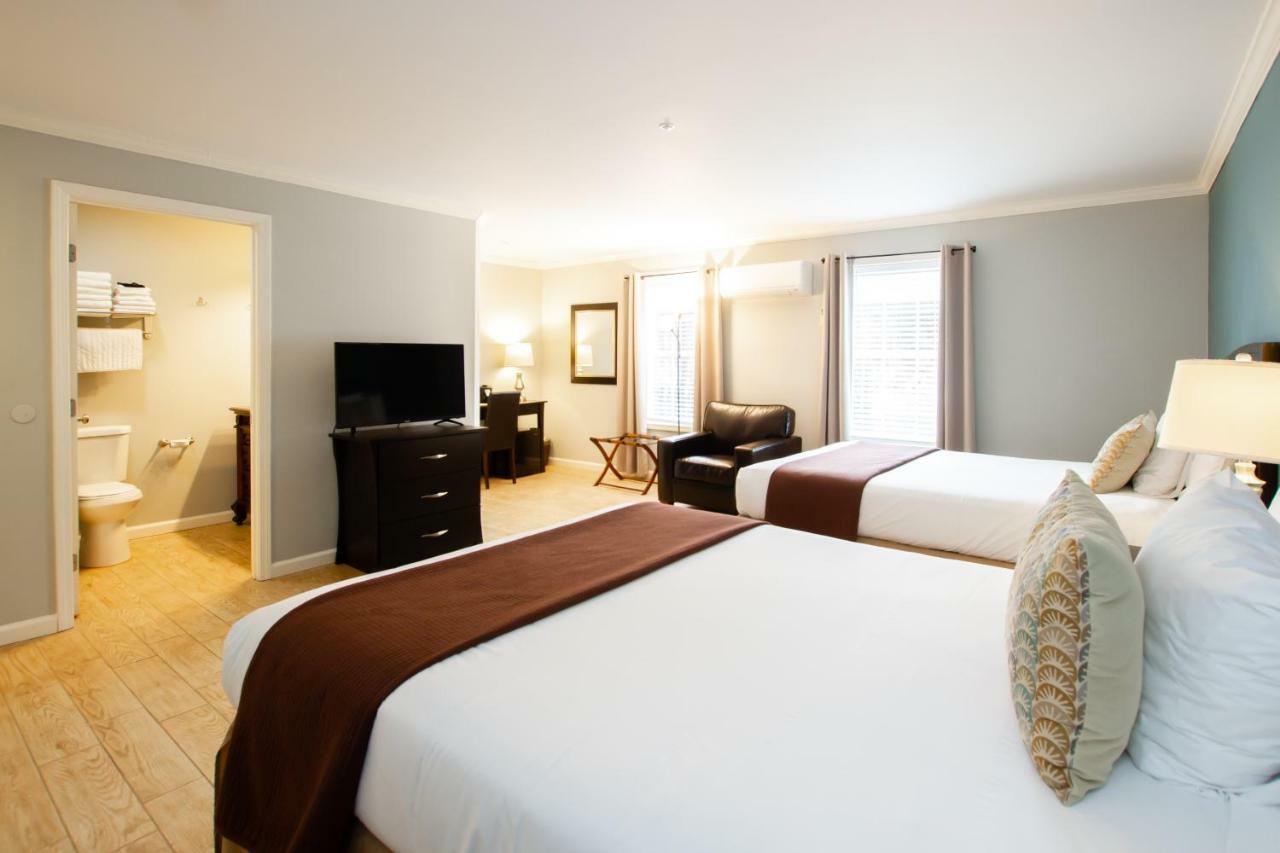 The Dahlonega Square Hotel & Villas Bagian luar foto