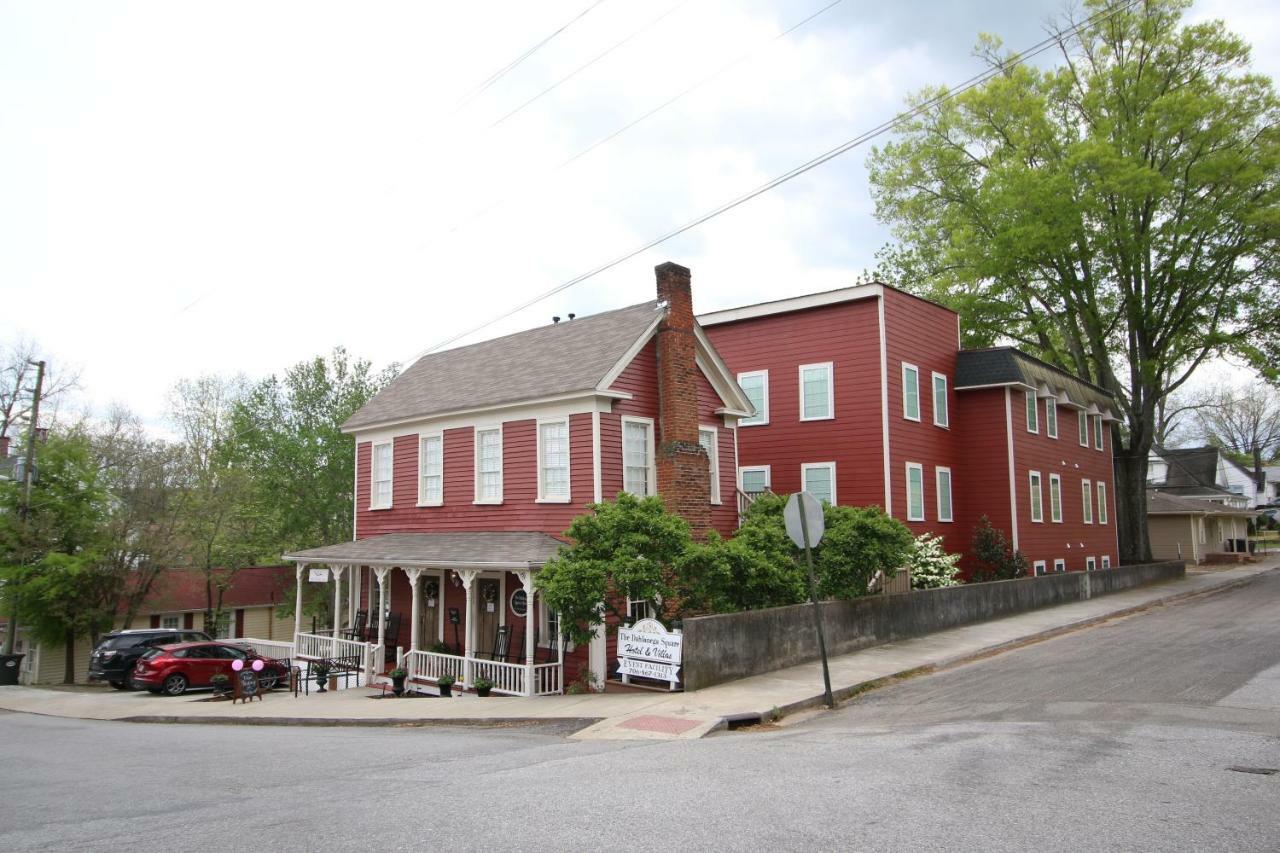 The Dahlonega Square Hotel & Villas Bagian luar foto